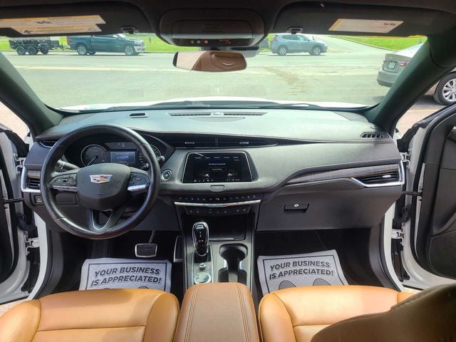 2023 Cadillac XT4 Sport