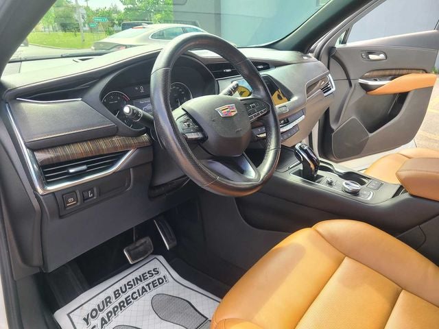 2023 Cadillac XT4 Sport