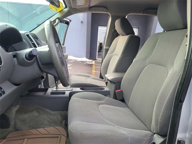 2017 Nissan Frontier SV