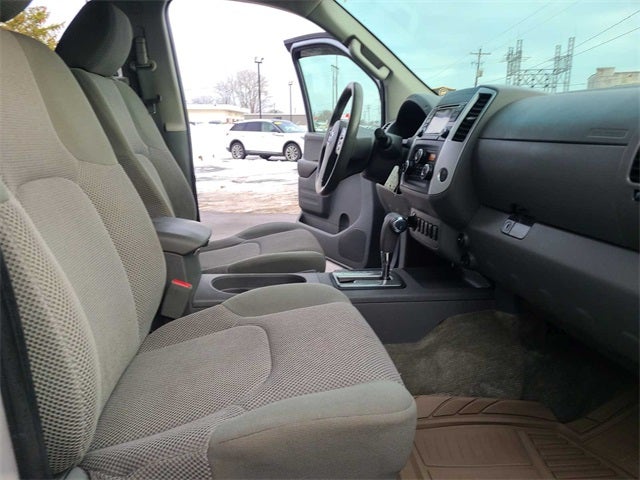 2017 Nissan Frontier SV