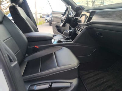2023 Volkswagen Atlas Cross Sport 3.6L V6 SE w/Technology