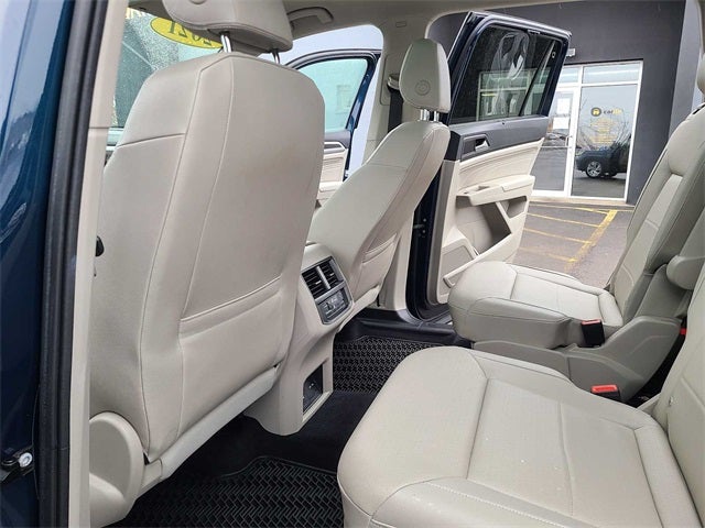 2021 Volkswagen Atlas 3.6L V6 SE w/Technology