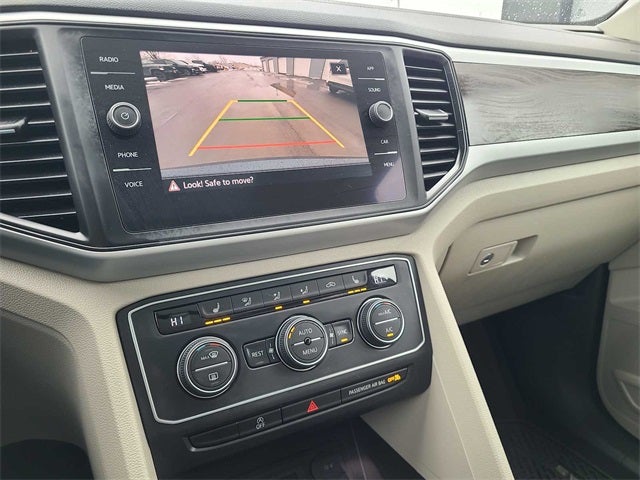 2021 Volkswagen Atlas 3.6L V6 SE w/Technology