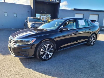 2022 Volkswagen Passat 2.0T SE