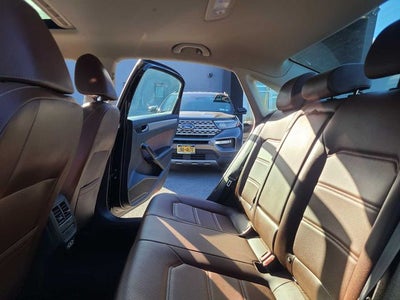 2022 Volkswagen Passat 2.0T SE