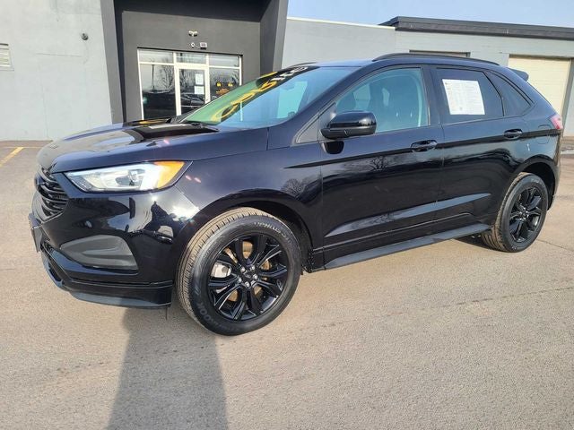 2022 Ford Edge SE