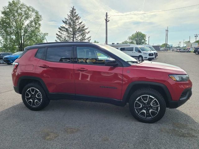 2025 Jeep Compass Trailhawk