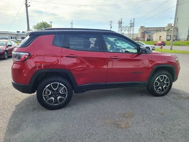 2025 Jeep Compass Trailhawk