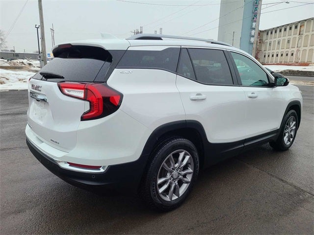 2022 GMC Terrain SLT