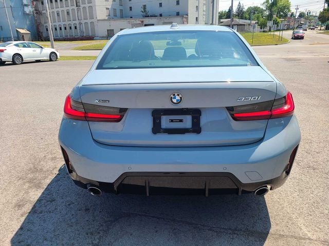2023 BMW 3 Series 330i xDrive