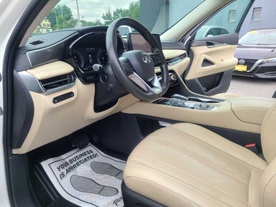 2024 INFINITI QX60 LUXE