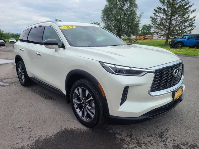 2024 INFINITI QX60 LUXE