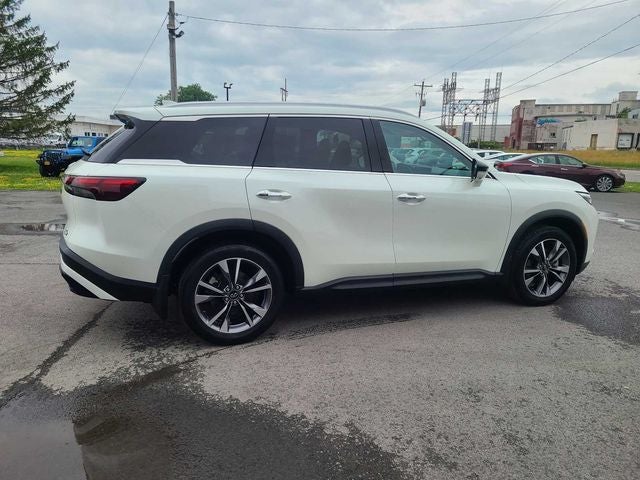 2024 INFINITI QX60 LUXE