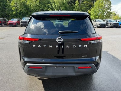 2024 Nissan Pathfinder S