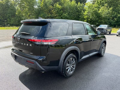 2024 Nissan Pathfinder S