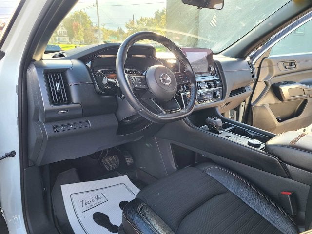 2023 Nissan Pathfinder Rock Creek