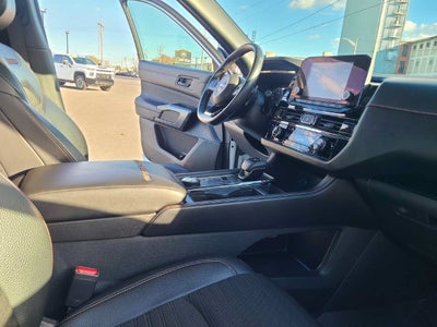 2023 Nissan Pathfinder Rock Creek
