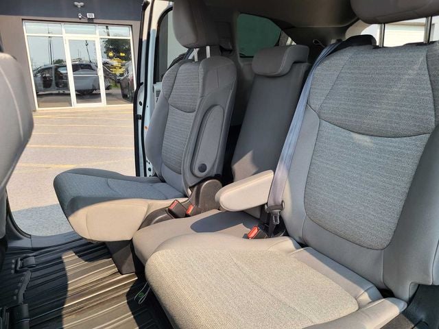 2023 Toyota Sienna LE 8 Passenger