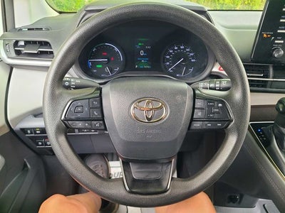 2023 Toyota Sienna LE 8 Passenger