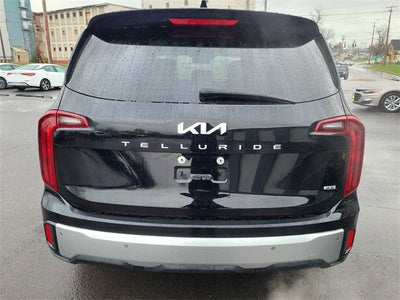 2023 Kia Telluride LX