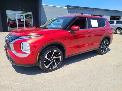 2022 Mitsubishi Outlander ES