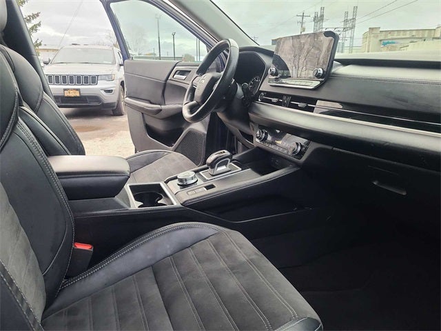 2023 Mitsubishi Outlander SE