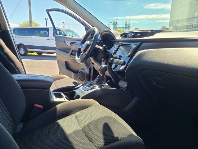 2022 Nissan Rogue Sport S