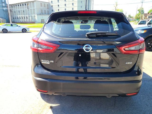 2022 Nissan Rogue Sport S