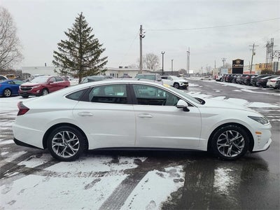 2022 Hyundai Sonata SEL