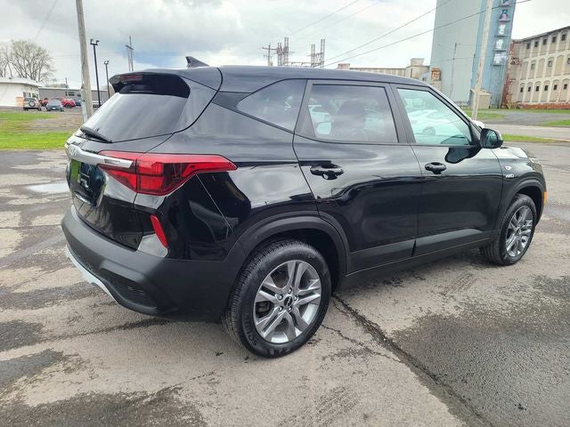 2023 Kia Seltos LX