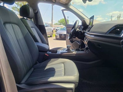 2023 Audi Q5 45 S line Premium quattro