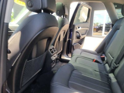 2023 Audi Q5 45 S line Premium quattro
