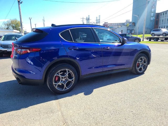 2023 Alfa Romeo Stelvio Sprint